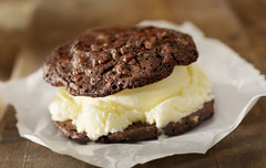 7 Hacks for a Healthier Ice Cream Sandwich