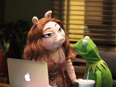 PHOTOS! The Muppets' Kermit the Frog Photographed with New Girlfriend After Split from Miss Piggy