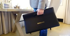 Samsung's Galaxy View is an 18-inch tablet/TV you carry around like a briefcase