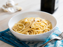 Aglio e Olio: The One Pasta Sauce You Absolutely Must Know | Serious Eats